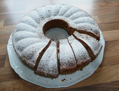 kuchen-ganz_puderzucker_lebenslang